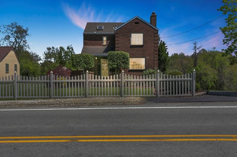 7048 Shannon Rd, Verona, PA 15147