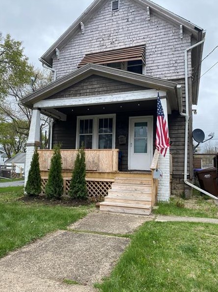 805 Stambaugh Ave, Hermitage, PA 16146