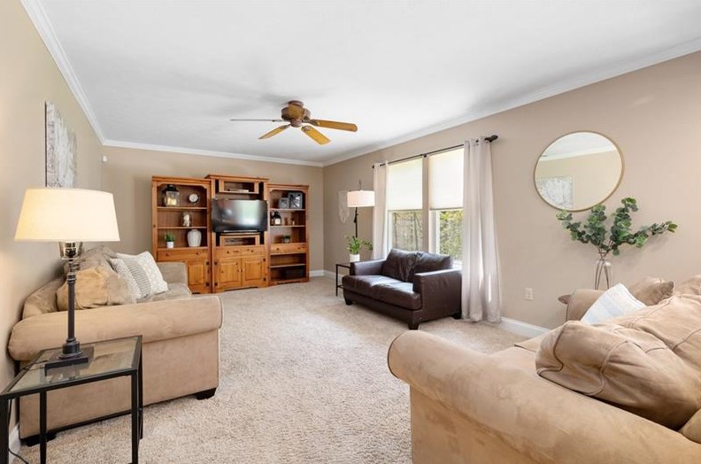 1029 High Meadows Dr, Gibsonia, PA 15044