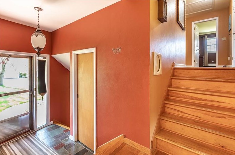 119 Sherwood Dr, Canonsburg, PA 15317