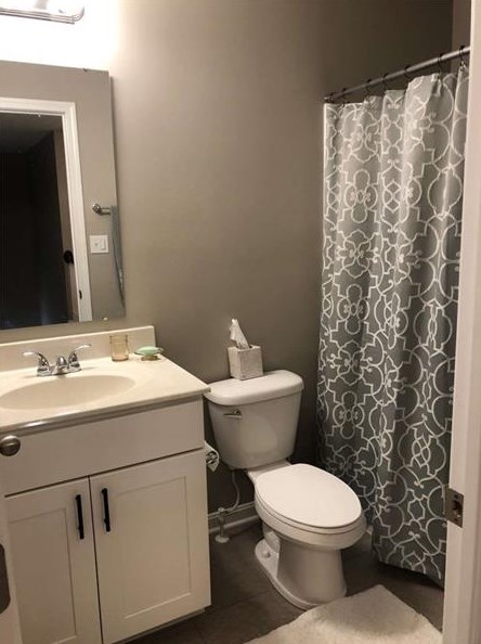 607 Freedom Dr, Collier Township PA  15106-1598 exterior