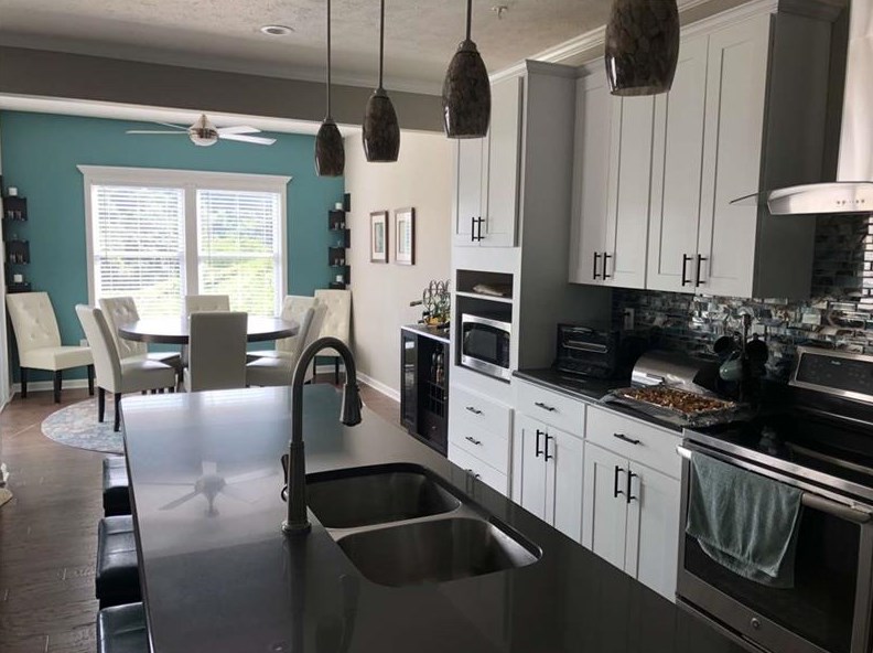 607 Freedom Dr, Collier Township PA  15106-1598 exterior