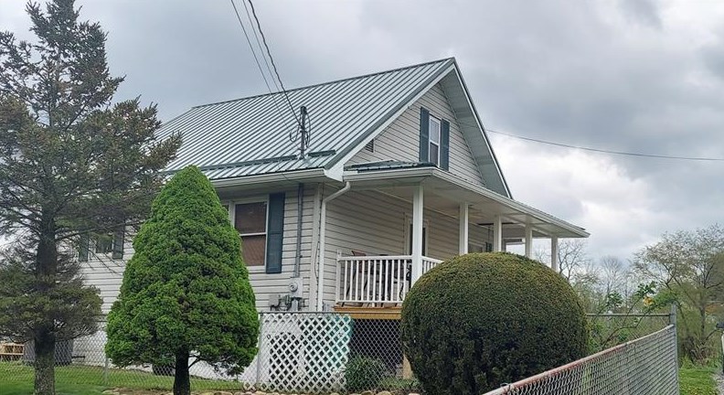 20 Brown St, Rea, PA 15312