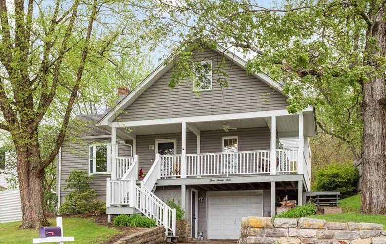 323 Idlewood Rd, Penn Hills, PA 15235