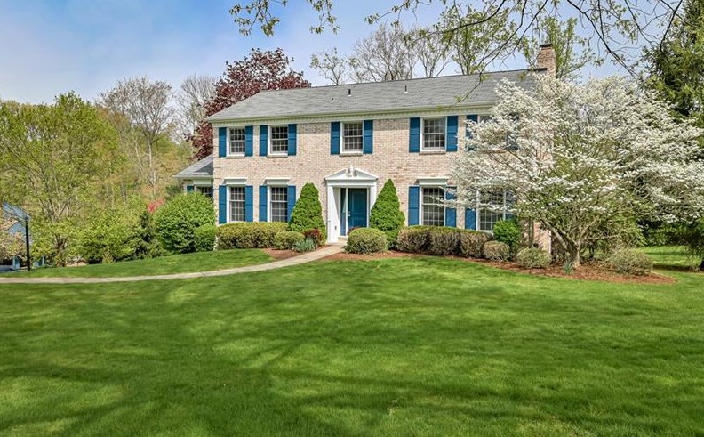 4206 Wembleton Dr, Allison Park, PA 15101-1564