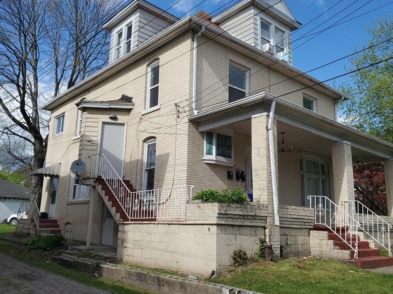 309 Phillips St, New Castle, PA 16101