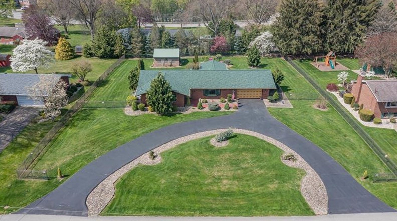 1240 Highland Rd, Monongahela, PA 15063