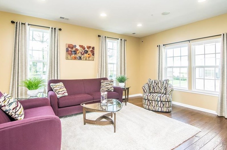 2605 Pointe View Dr, Seven Fields, PA 16046-8933