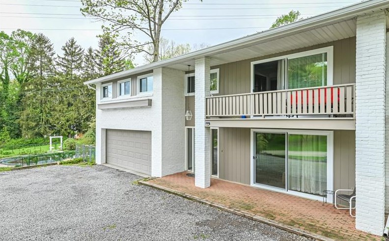 912 W Sutter, Glenshaw, PA 15116