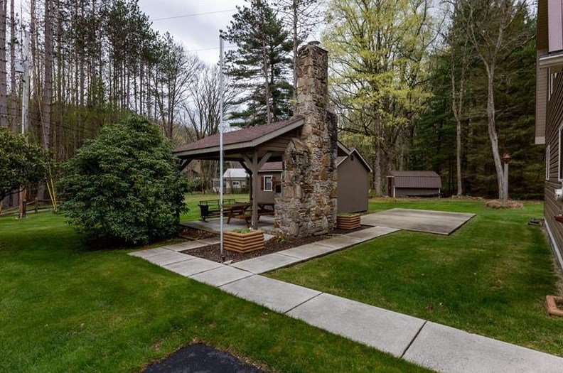 119 Mcgill Ln, Champion, PA 15622