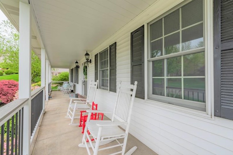 1508 Jennifer Ct, North Huntingdon, PA 15642