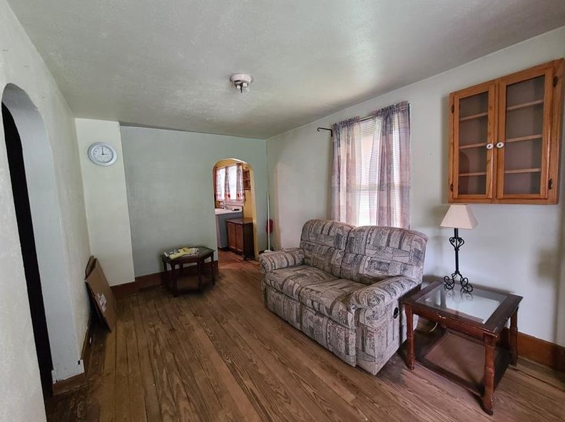 396 Charles Houck Rd, Whitney, PA 15693
