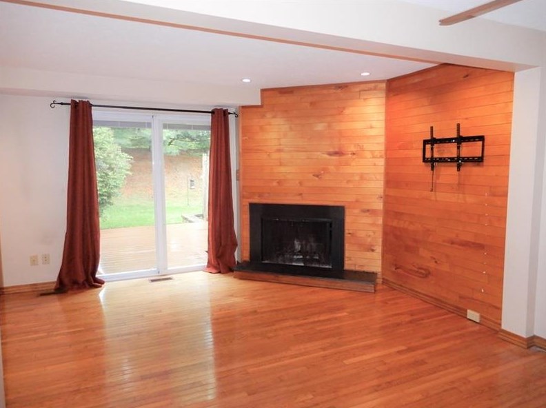 304 Quail Run Rd, Venetia, PA 15367-1110