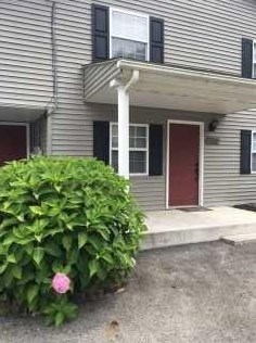 114 Short St, Coal Center, PA 15423