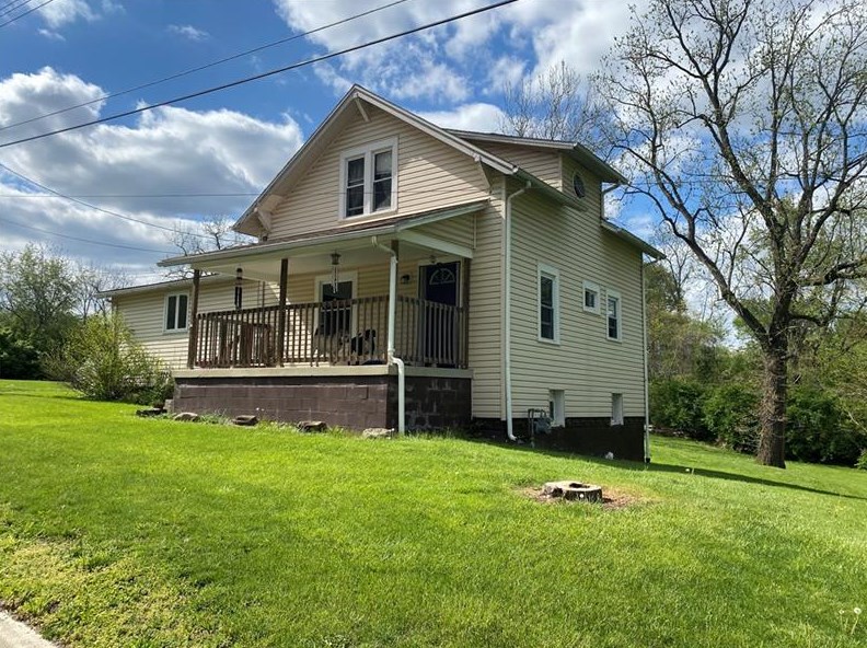383 Mt Jackson Rd, New Castle, PA 16102