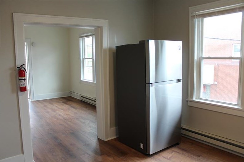 601 Olive Ln #2f, Ambridge, PA 15003