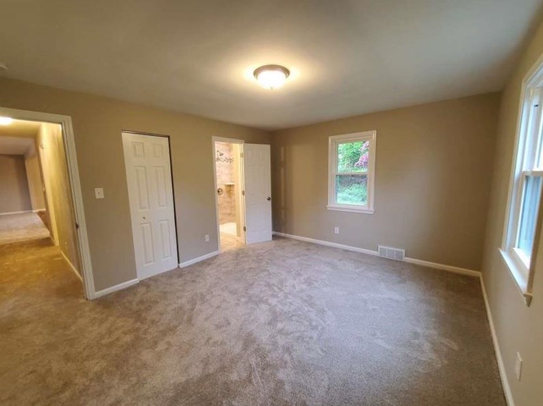 224 Blackwood Dr, Greensburg PA  15601-5920 exterior