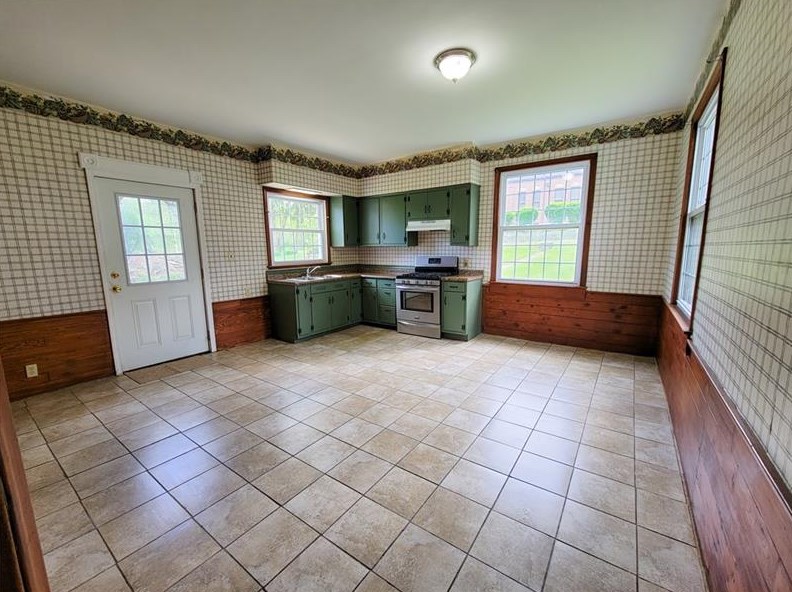 7 Grant St Ext, Bulger, PA 15019