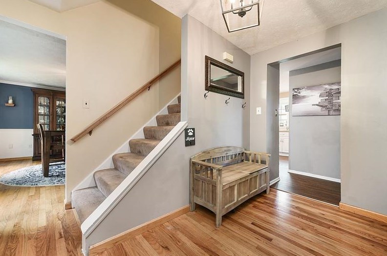 1681 Hathaway Ln, Pittsburgh, PA 15241