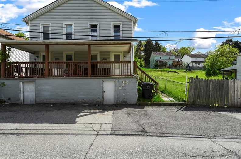 4495-4496 1st St, Bethel Park, PA 15102-2973