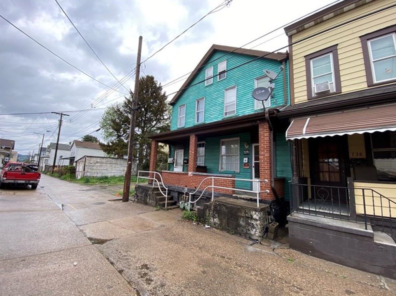 724-724 1/2 Ohio, Glassport, PA 15045