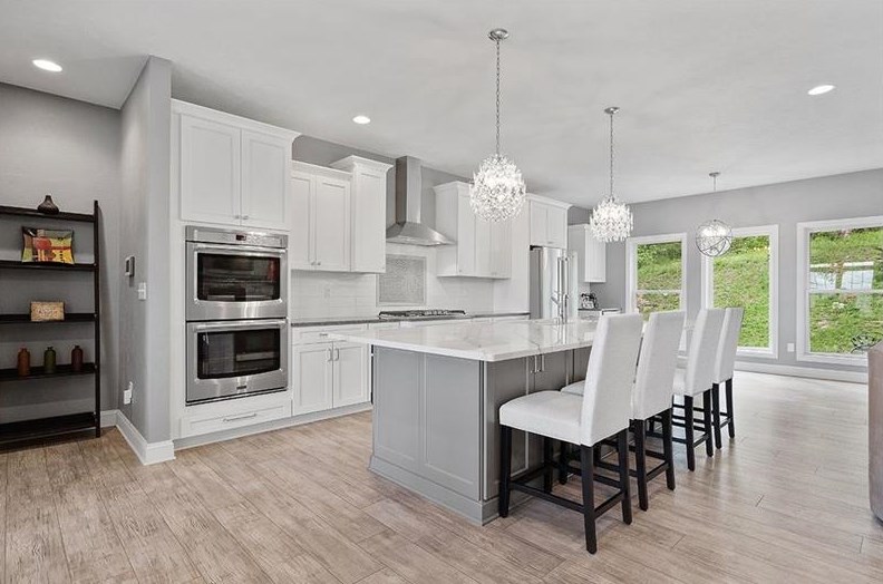 10031 Edgewood Ct, North Huntingdon PA  15642-5529 exterior