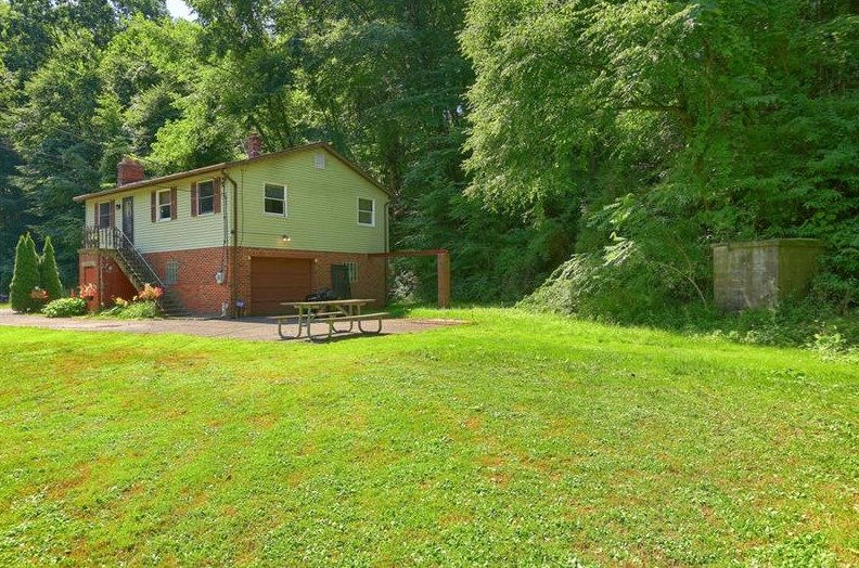 2287 Mcdevitt, Sewickley, PA 15143