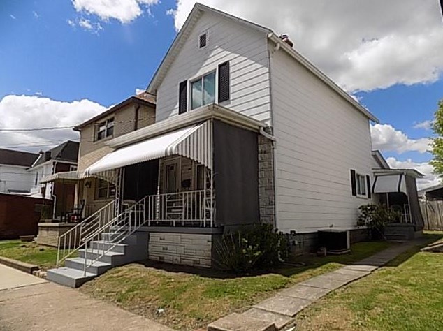 602 Hawthorne St, Vandergrift, PA 15690