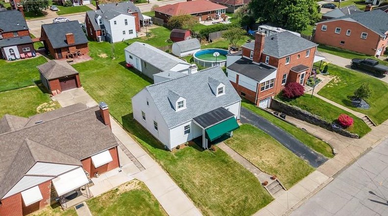 1081 Lafayette St, Bridgeville, PA 15017
