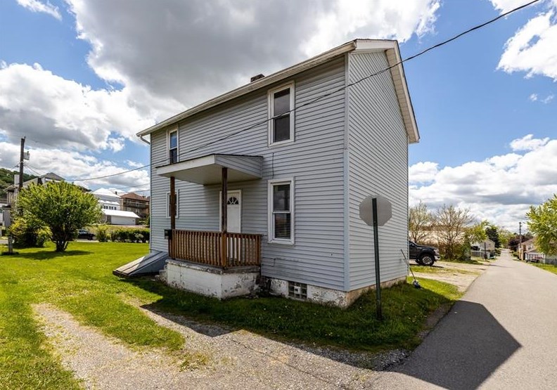 519 Duquesne Ave, Canonsburg, PA 15317