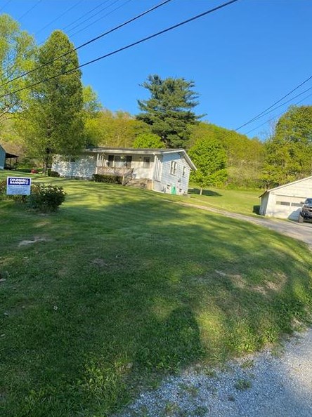 1104 Van Gorder Mill Rd, Ellwood City, PA 16117