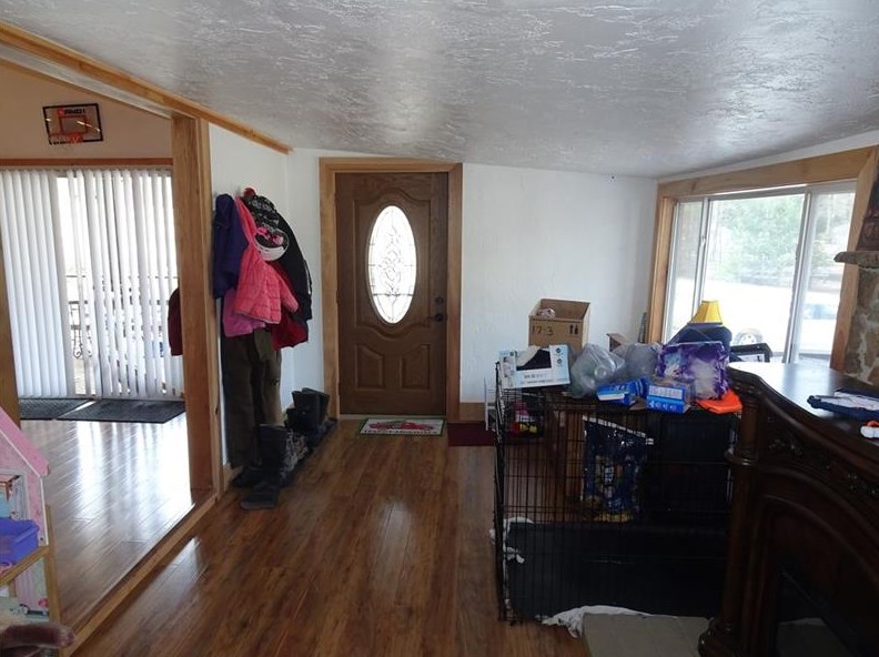 376 Pike School Rd, Markleysburg, PA 15459