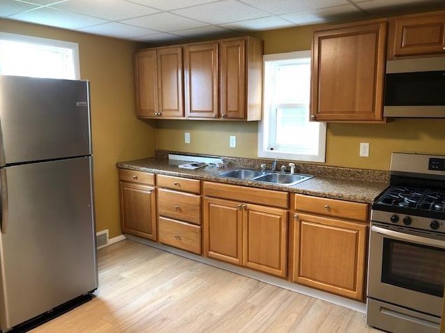 3152 Leechburg Rd, New Kensington, PA 15068-2709