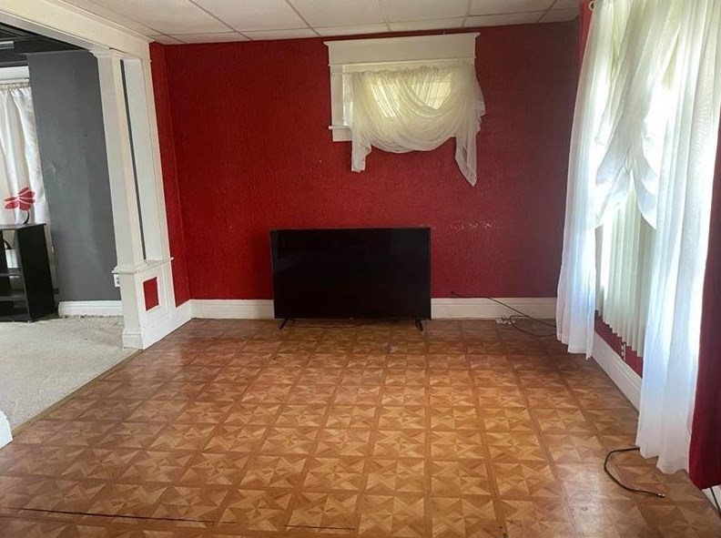 1225 Roemer Blvd, Hermitage, PA 16121