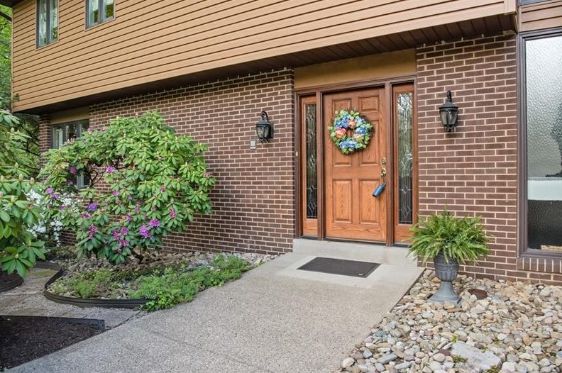 3208 Brunton Dr, Glenshaw, PA 15116