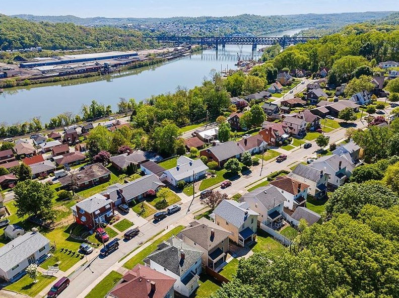 281 Grandview Way, North Charleroi, PA 15022