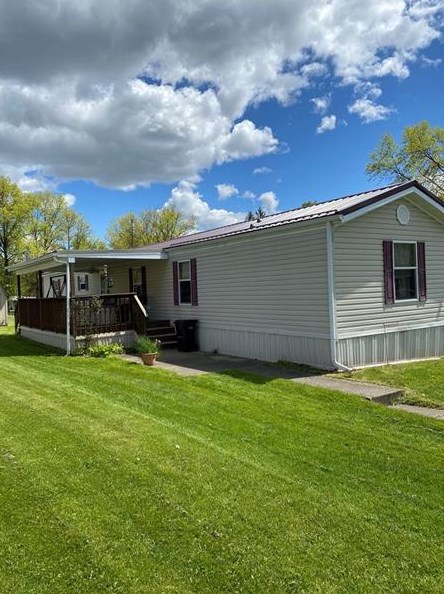 1770 Pine Hollow Blvd, Hermitage, PA 16148