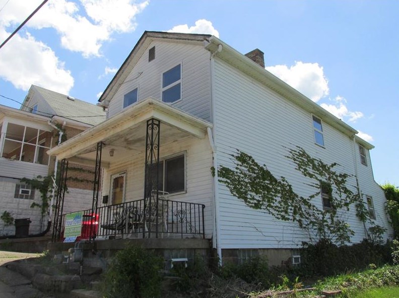 816 Kerr St, Ambridge, PA 15003