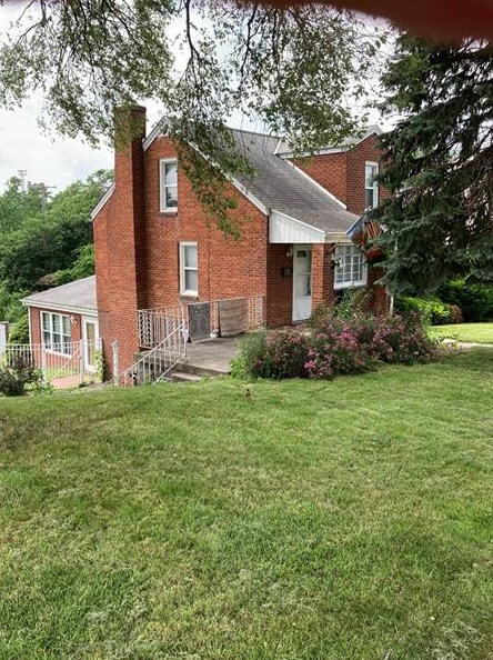 871 Main St, Washington, PA 15301-3347