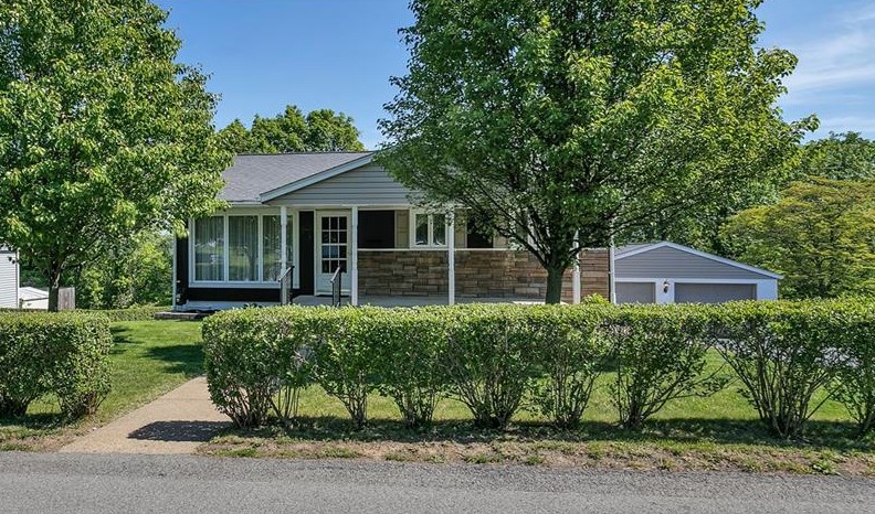 10841 Kerin Dr, North Huntingdon, PA 15642