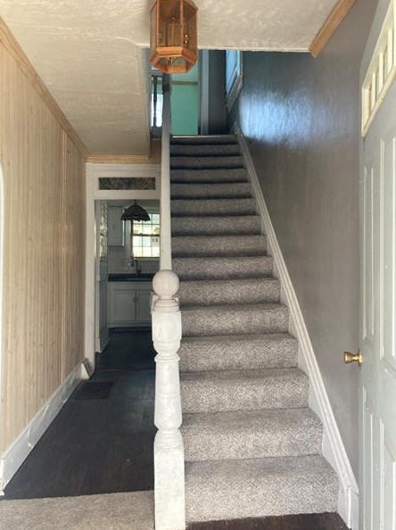 113 18th St, Vandergrift, PA 15690