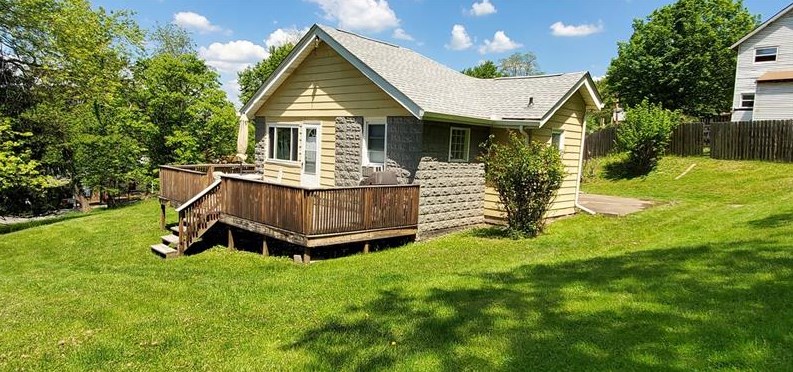 7654 Fitzsimmons St, Verona, PA 15147
