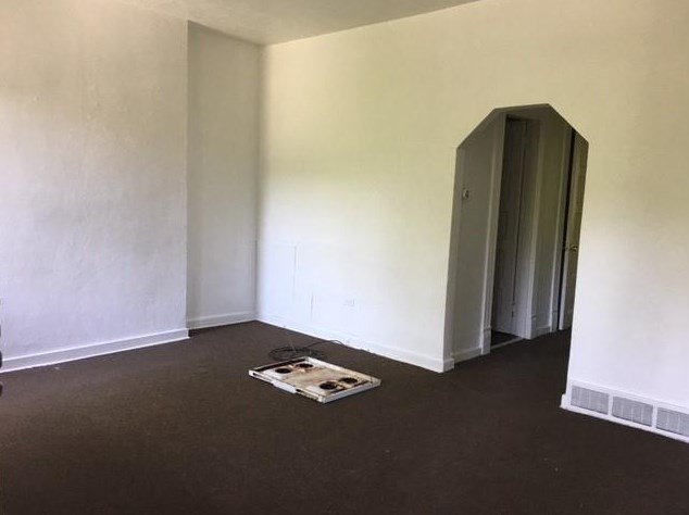 616 Middle Ave, Wall, PA 15148