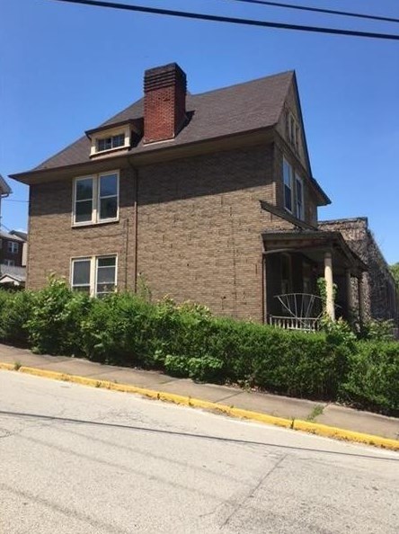 114 Caldwell Ave, Wall, PA 15148