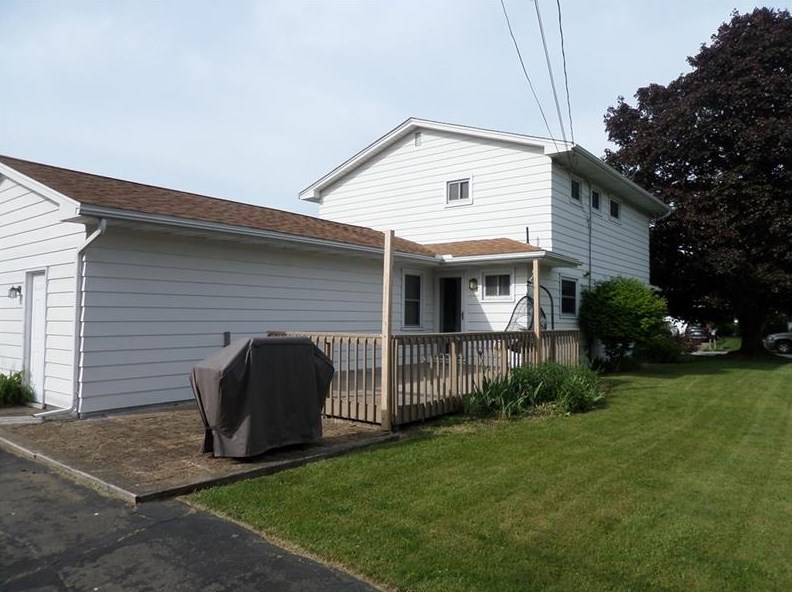 637 Gold Ave, Erie, PA 16509-3026