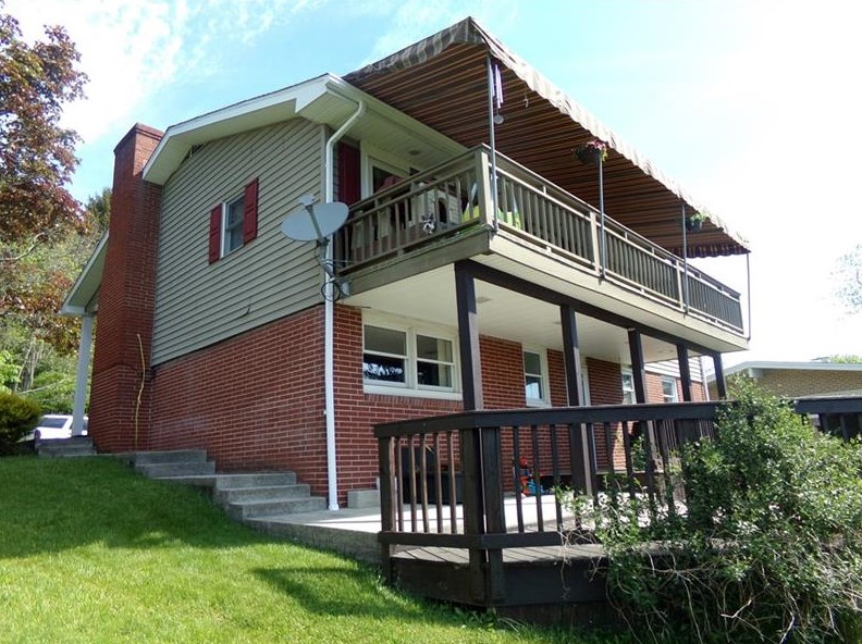 421 Lincoln St, Somerset, PA 15501