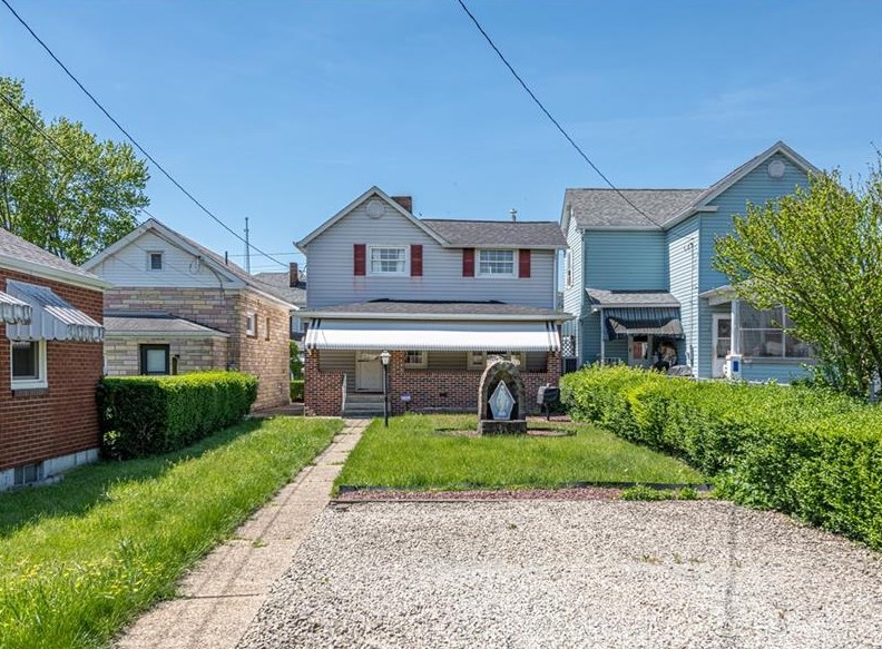 307 Sycamore St, Vandergrift, PA 15690