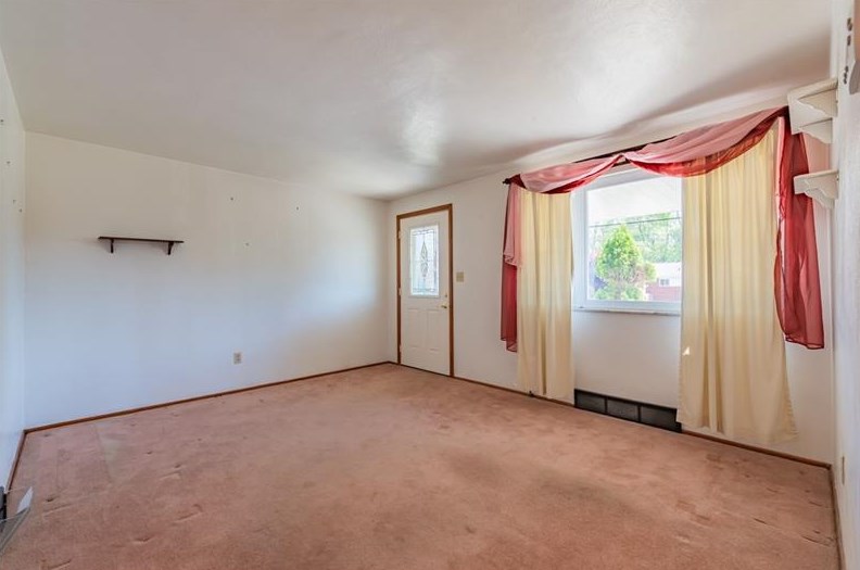 720 Pettigrew Rd, North Huntingdon, PA 15642