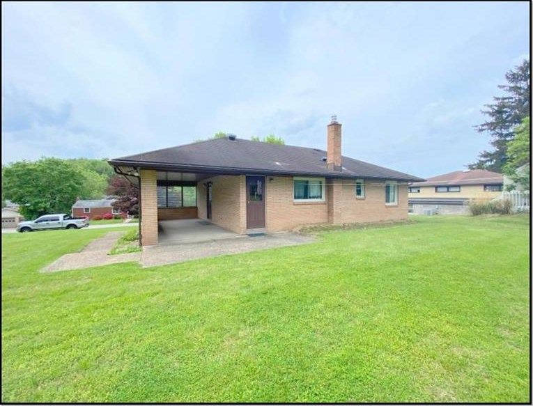 83 Stella Dr, Trafford, PA 15085