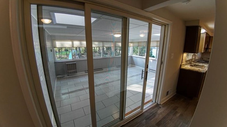 2632 Strathmore Ln, Bethel Park PA  15102-1736 exterior